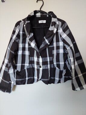 LUUKAA Women's Size 14 black and white check blazer jacket